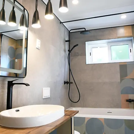 Soba Goli 5 * Komiža